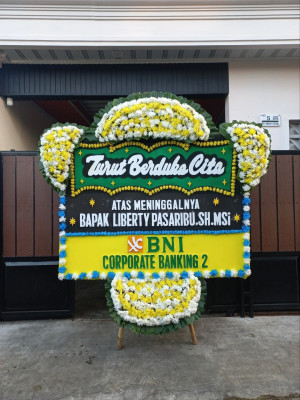 Papan Bunga Duka di Bonebone